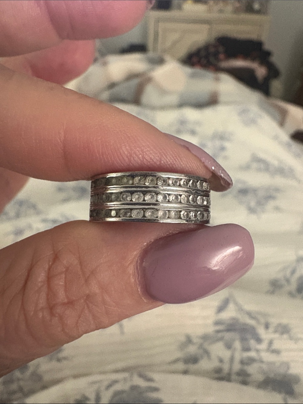 Sterling Silver Band  Multi-Row bezeled set stones Elegant Silver Band sz 6 - Picture 2 of 3
